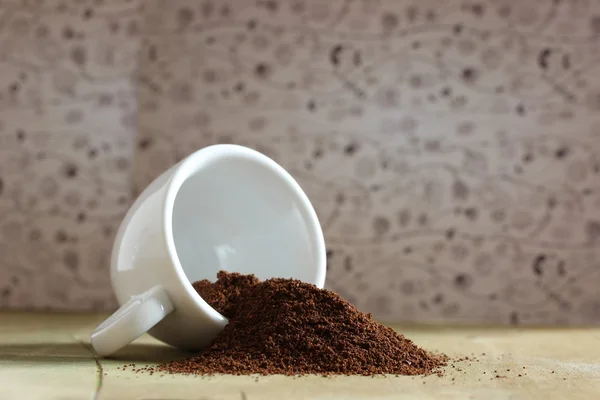 Café en polvo en una taza —  Fotos de Stock
