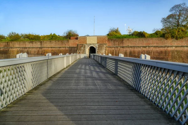 Jembatan Menuju Benteng Bersejarah Juelich Jerman — Stok Foto
