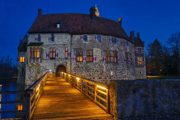 Castillo Histórico Puente Luedinghausen Por Noche —  Fotos de Stock