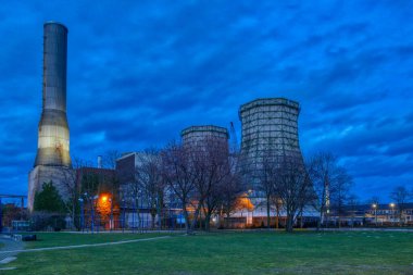 Cogeneration plant in Dusseldorf at night