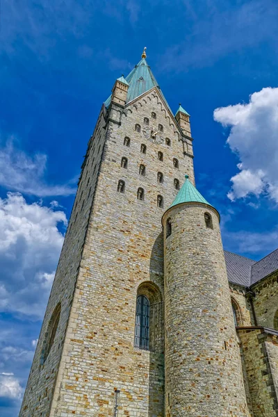 Historischer Domturm Der Paderborner Altstadt — Stockfoto