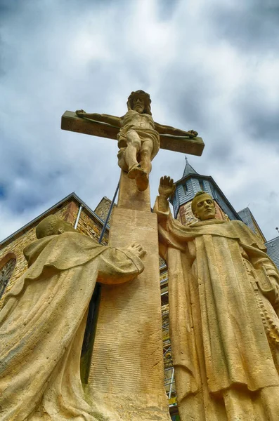 威斯特伐利亚瓦尔堡一座历史修道院的雕塑 — 图库照片