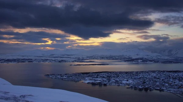 Sonnenuntergang im arktischen Norwegen — Stockfoto