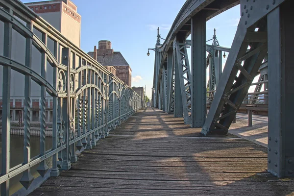 Ponte de balanço velha em Krefeld — Fotografia de Stock