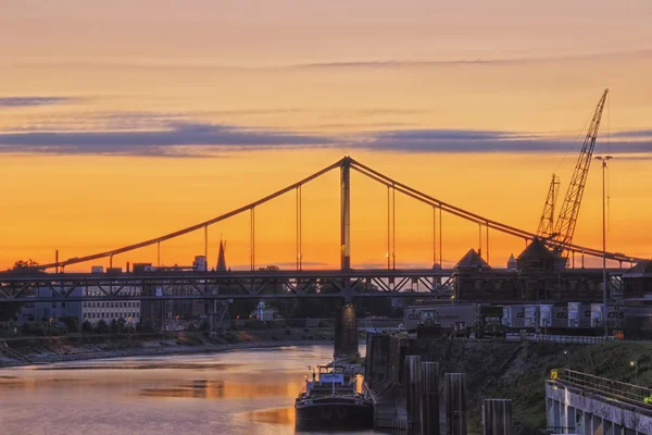 Krefelder Rheinhafen Stockbild