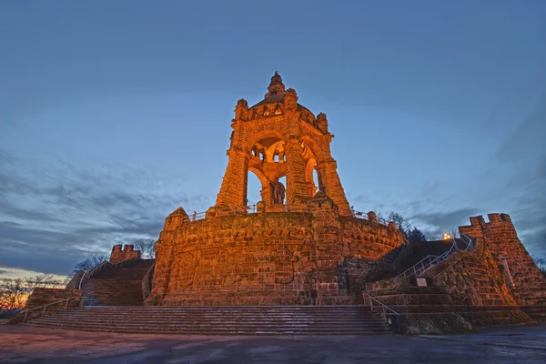 Porta Westfalica İmparator Wilhelm Anıtı