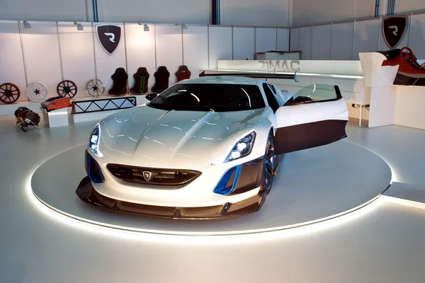 Rimac concept S auto na displeji — Stock fotografie