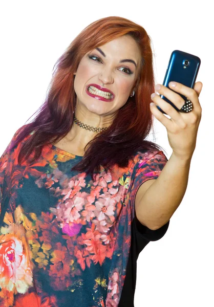 Interessant aussehendes Mädchen macht Selfie — Stockfoto