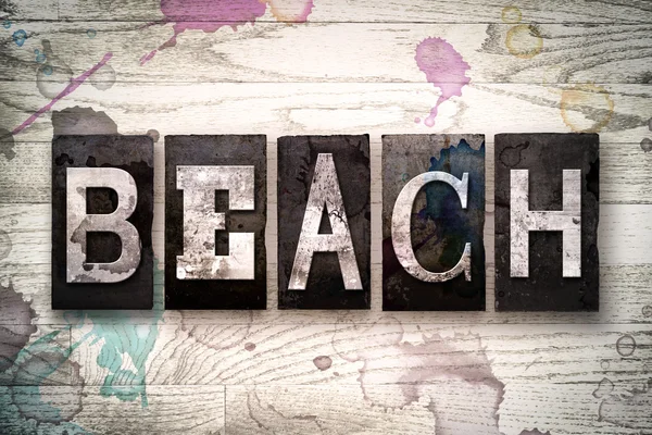 Beach kavramı Metal Letterpress türü — Stok fotoğraf