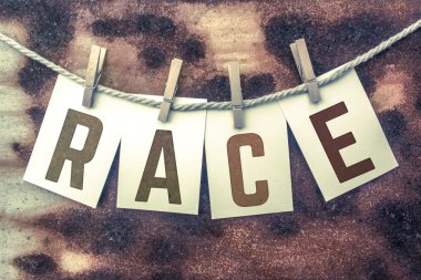 Yarış Konsepti Pinned Damgalı Kartlar Twine Tema