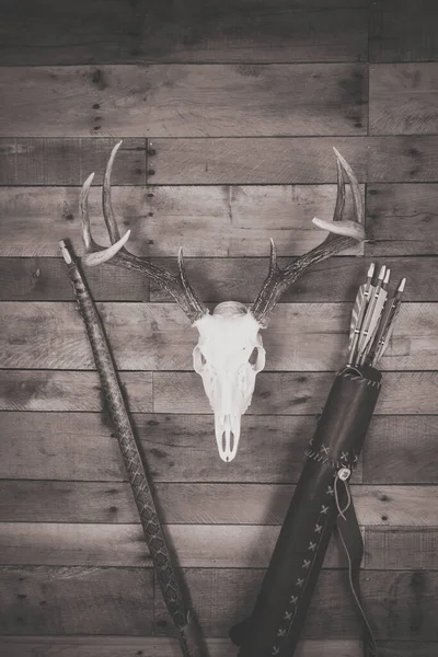 Traditional Archery Hunting Scene Bow Quiver Arrows Buck Antlers — Stock Photo, Image