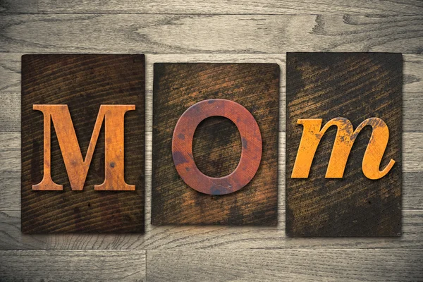 Mom Concept Wooden Letterpress Type — Stock Photo, Image