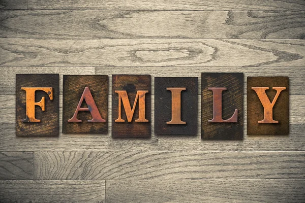 Rodzina koncepcja Typografia drewniane typu — Zdjęcie stockowe