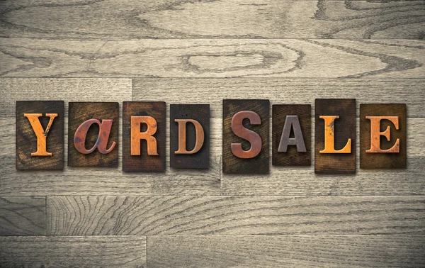 Yard Sale Wooden Letterpress Concept — Stock Photo, Image