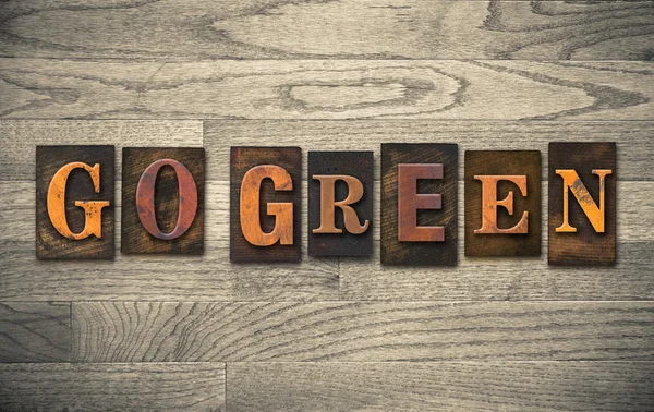 Go Green Wooden Letterpress Concept — Stock Photo, Image