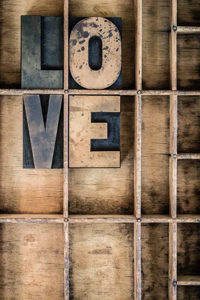 Aşk kavramı Letterpress türü — Stok fotoğraf