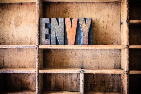 Envy Concept Wooden Letterpress Theme — Stock Photo, Image