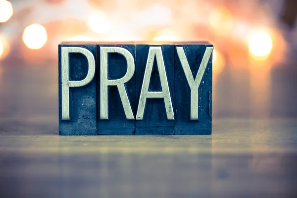 Pray Concept Metallo Letterpress Tipo — Foto Stock