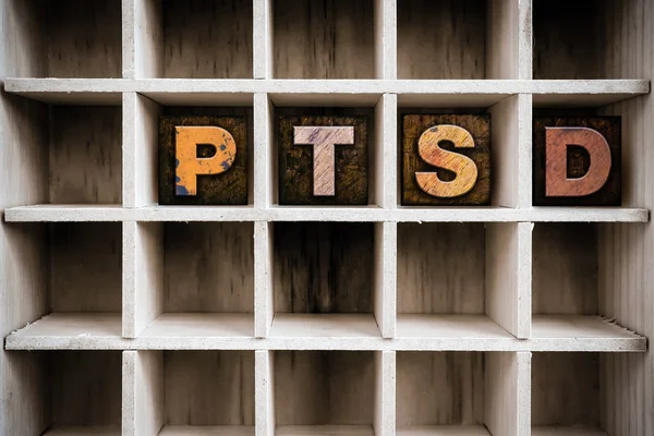 PTSD Concept Wooden Letterpress Type in Drawer — Stockfoto