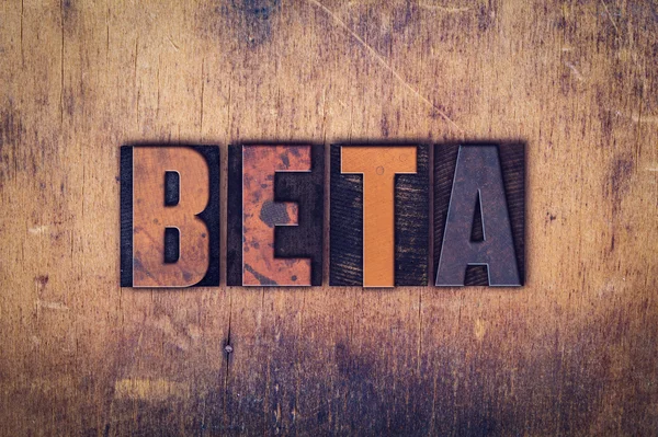 Бета-концепція дерев'яного типу букви — стокове фото