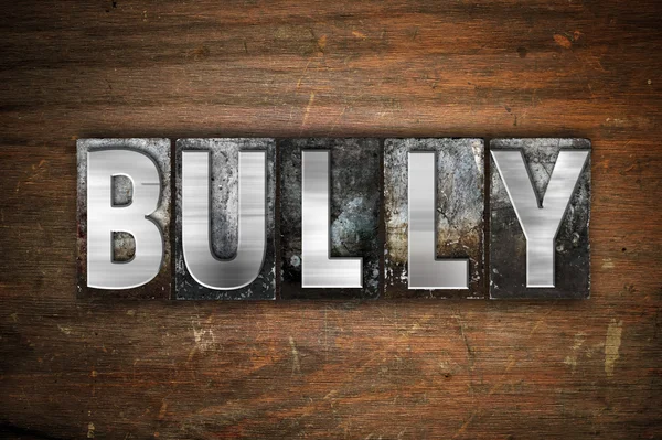 Bully Concept Тип металевої літери — стокове фото
