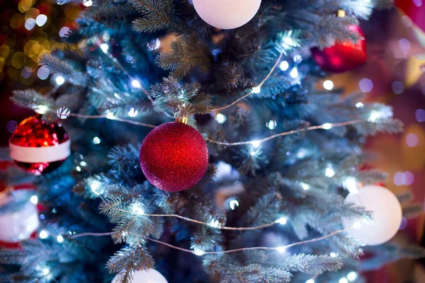 Gelukkig Nieuwjaar Vrolijk Kerstfeest Achtergrond Met Sparren Takken Speelgoed — Stockfoto