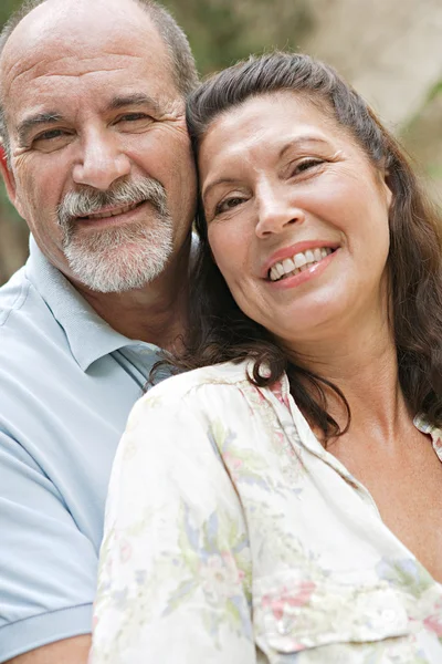 Happy couple relaxing at the resort — Stock Photo, Image