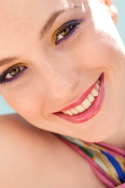 Portrait of a young woman face — Stock Photo, Image