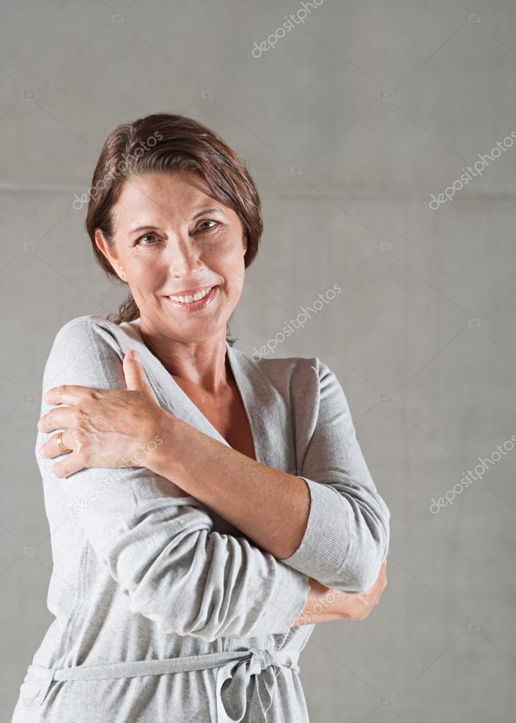 225,308 Attractive Mature Older Woman Stock Photos, High-Res Pictures, and  Images - Getty Images