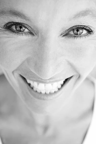 Portrait of a joyful healthy woman — Stock Photo, Image