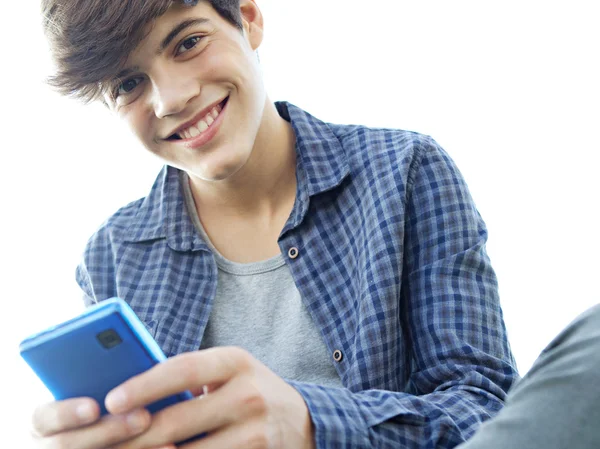 Jongen met zijn smartphone — Stockfoto