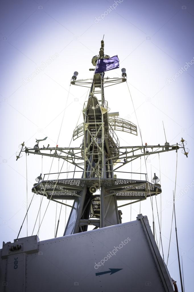 Mast and radar on battleship