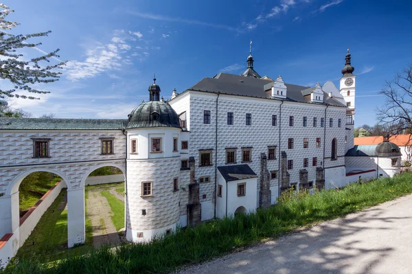 Repubblica Ceca - Castello rinascimentale in città Pardubice — Foto Stock