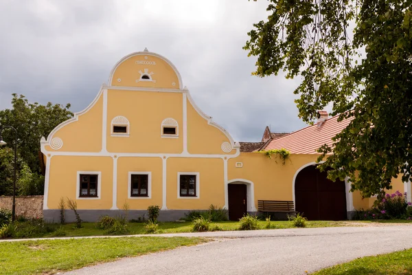 República Checa - pueblo de la UNESCO Holasovice en Bohemia del Sur — Foto de Stock