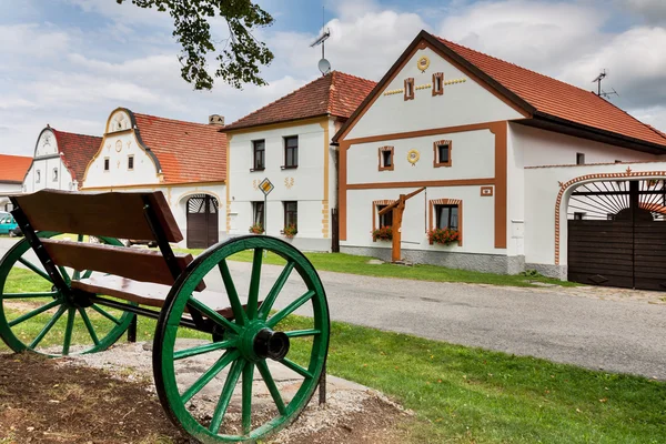 República Checa - pueblo de la UNESCO Holasovice en Bohemia del Sur — Foto de Stock