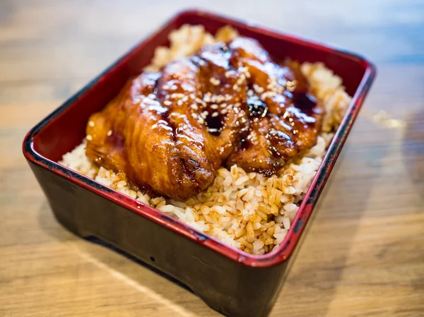 White Rice Topped Grilled Eel — Stock Photo, Image