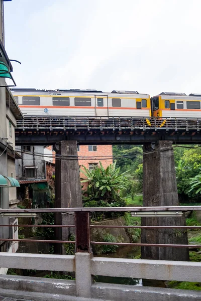 Tåg Pingxi Järnvägslinje Reser Pinghsi Gamla Gata New Taipei City — Stockfoto