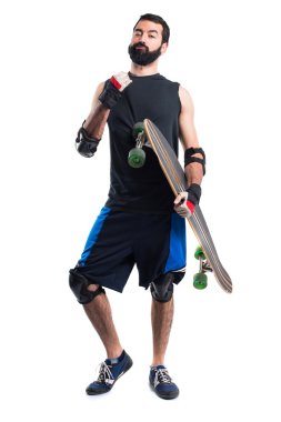 Adam kendisiyle gurur