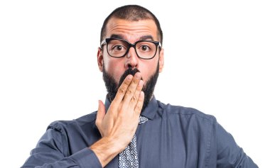 Adam sürpriz jest yapıyor.