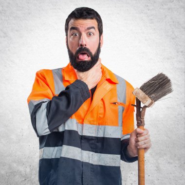 Kendini boğulan çöp adam