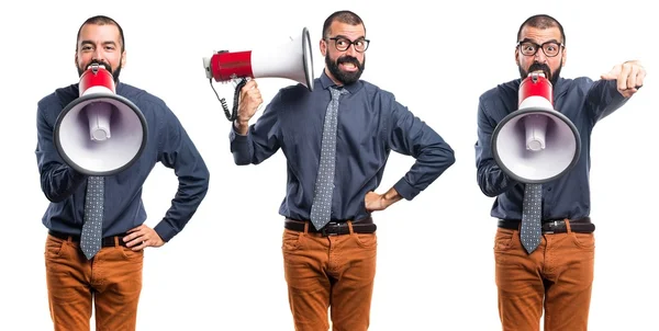 Man berteriak dengan megaphone — Stok Foto