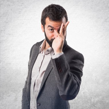 Adam bir şaka yapmak