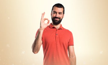 Adam izole arka plan