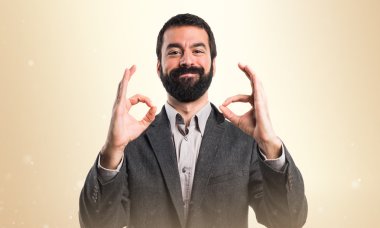 Adam izole arka plan