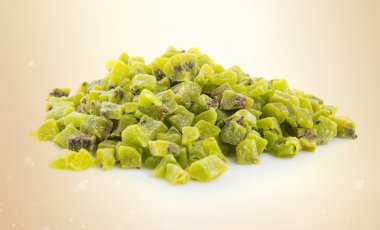 Kuruyemiş izole arka plan üzerinde