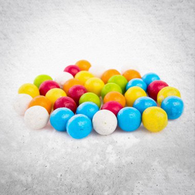 Kuruyemiş izole arka plan üzerinde