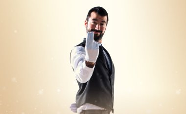 Lüks garson önümüzdeki jest