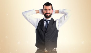 Adam kendisiyle gurur