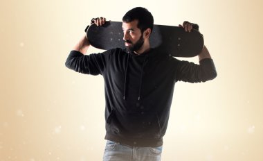 Patenci adam yan bakan