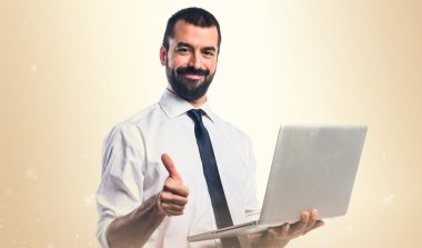 Adam izole arka plan